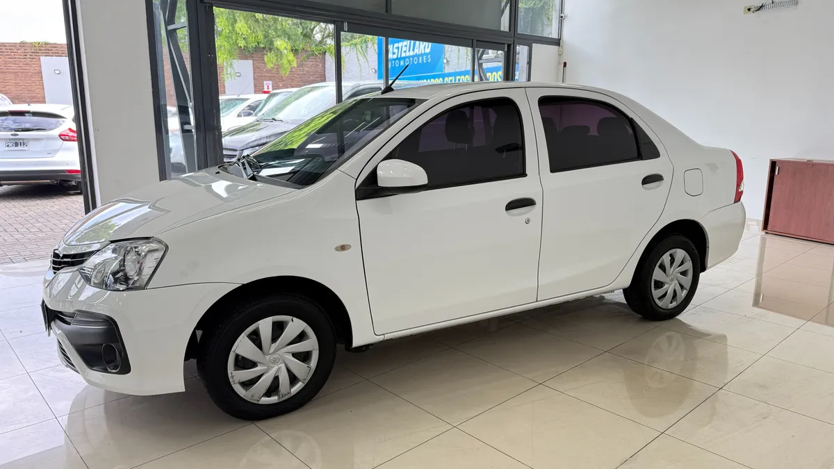 Toyota etios